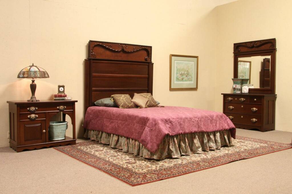 antique mahogany bedroom furniture set