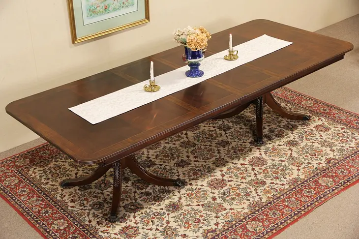 Hekman Banded Mahogany New Dining Table, 2 Leaves, Distressed Finish