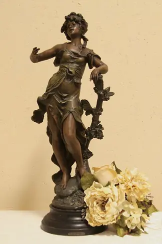 Chanson or Song Antique 1890 French Moreau Sculpture