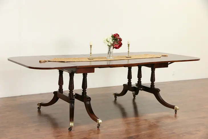 Traditional Dropleaf 1950 Vintage Banded Mahogany Dining Table, 3 Leaves