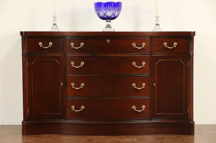 Traditional 1950 Vintage Mahogany Serpentine Sideboard, Server or Buffet