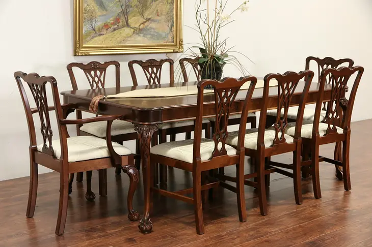 Georgian 1940's Vintage Carved Mahogany Dining Set, Table, 5 Leaves, 8 Chairs