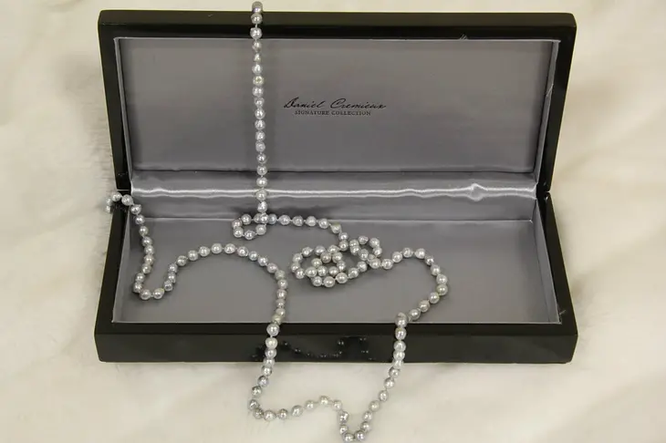 Black Pearl 5' Strand Vintage Necklace