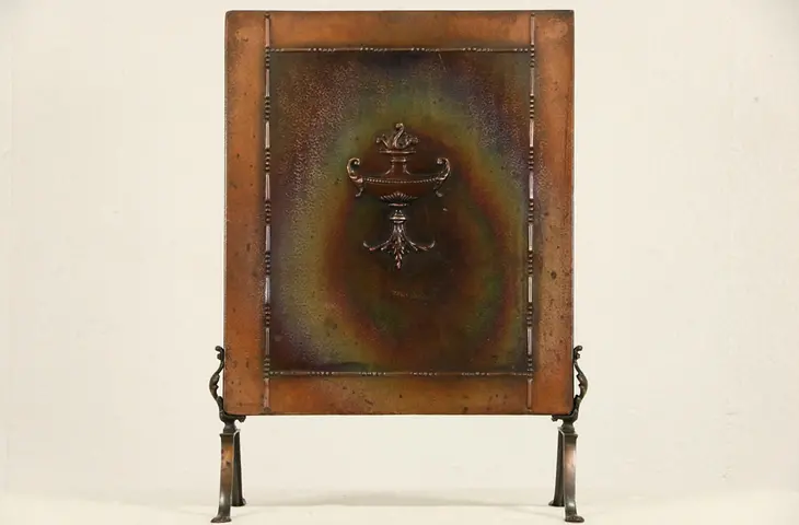 Arts & Crafts 1900 Antique Hammered Copper Craftsman Fire Screen
