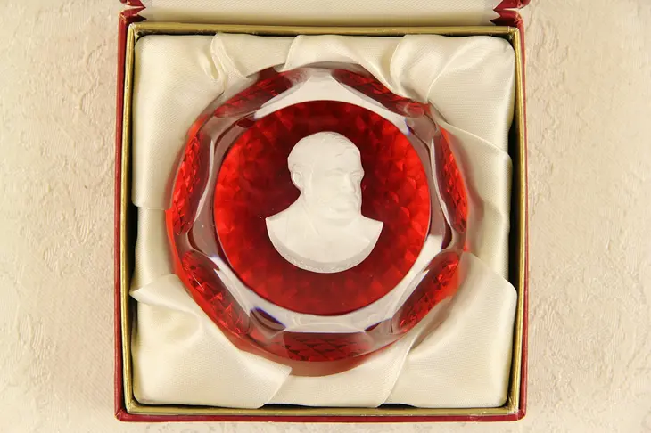 Cristal D'Albret Signed Ernest Hemingway Sulphide Glass Paperweight
