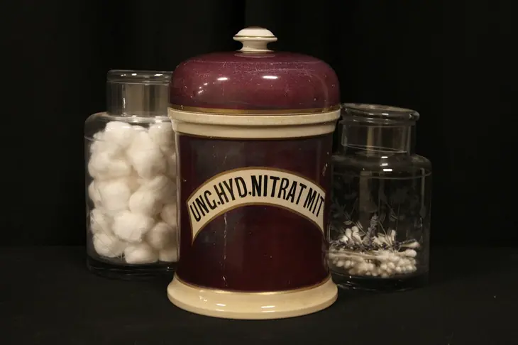 Physician Medical 1850's Antique Jar for Nitrat