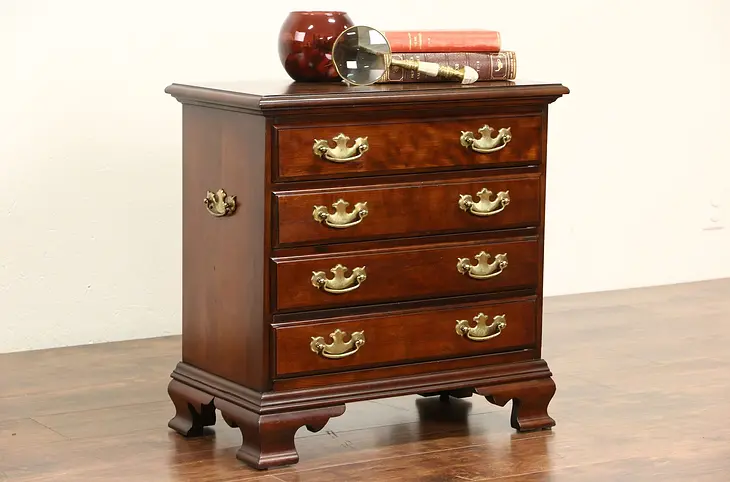 Traditional Vintage Cherry Chest, Nightstand or End Table, Signed Hammary