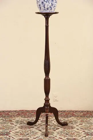 Carved Traditional Mahogany Pedestal or Fern Stand