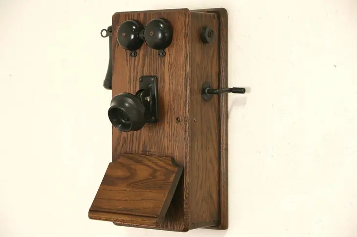 Oak 1915 Antique Country Wall Telephone