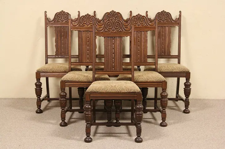Set of 6 Oak English Tudor 1925 Dining Chairs