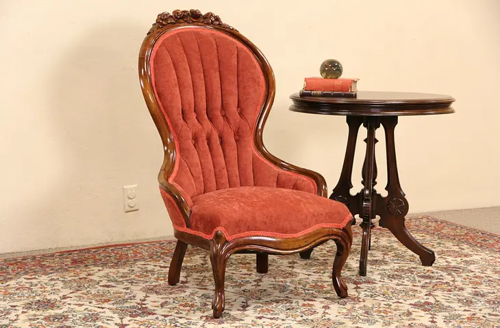 Victorian 1920 Antique Carved Mahogany Chair