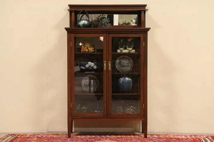 Arts & Crafts Mission Oak 1910 Antique Sheboygan China Cabinet or Bookcase