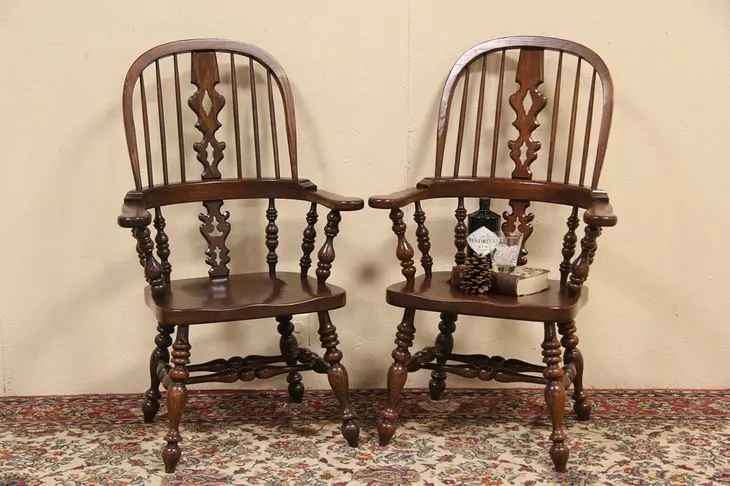 Pair of Ethan Allen Vintage Oak Windsor Armchairs, American Traditional