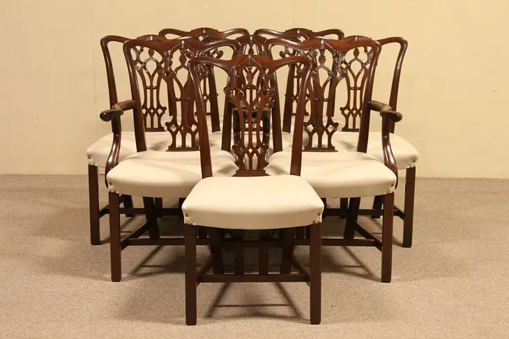 Set of 8 Georgian Style 1950 Vintage Carved Mahogany Dining Chairs