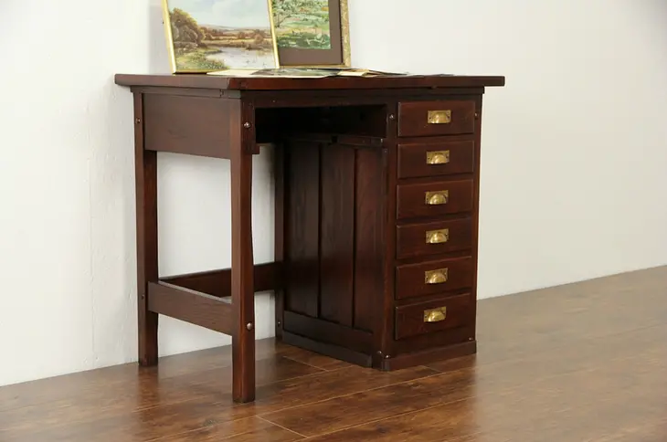 Oak & Maple 1900 Antique Craftsman Desk, Six Drawers