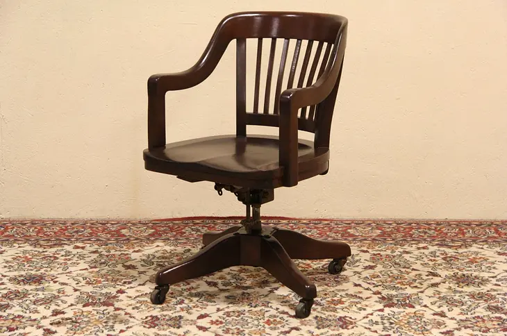 Oak 1915 Antique Swivel Adjustable Desk Chair