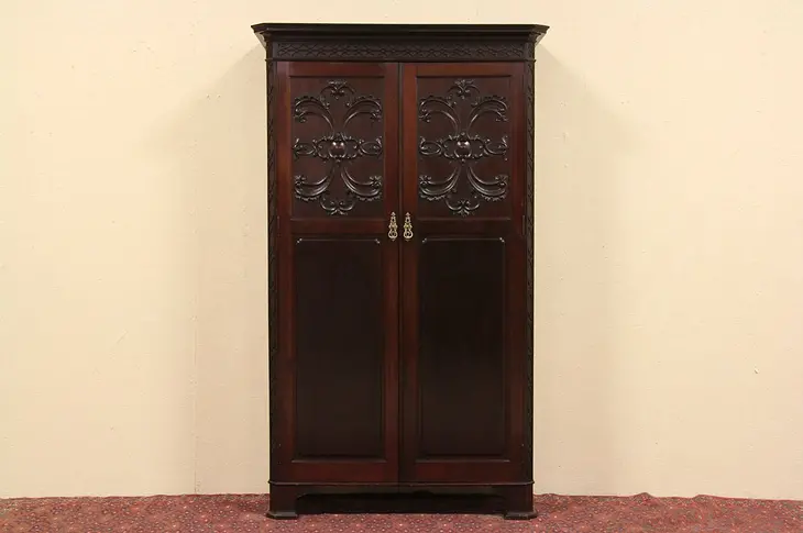 Carved Mahogany Antique 1900 Armoire