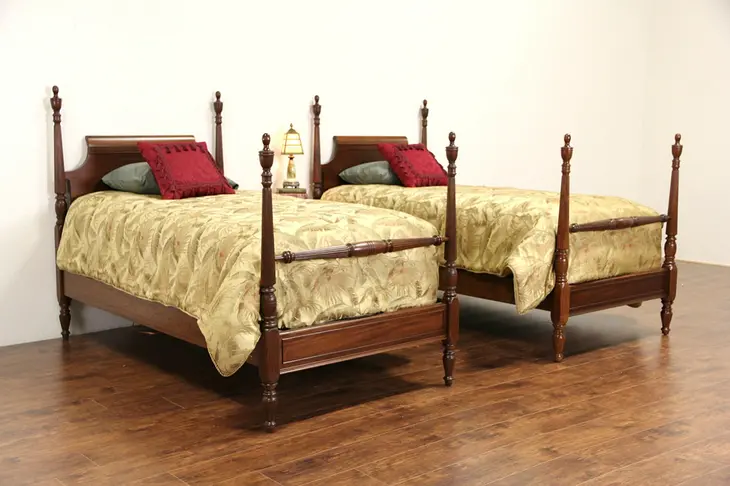 Pair Traditional Mahogany Twin Poster Beds, 1930's Vintage