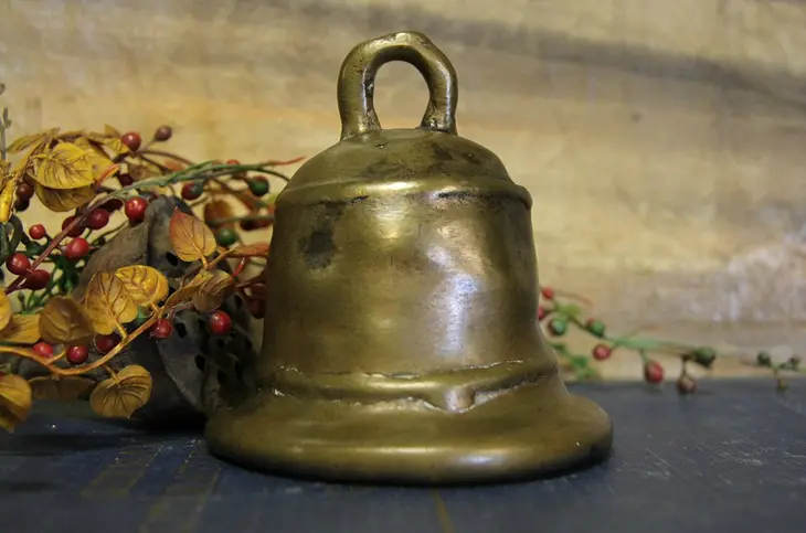 Vintage Hand Cast Brass Bell, 3 3/4" Tall