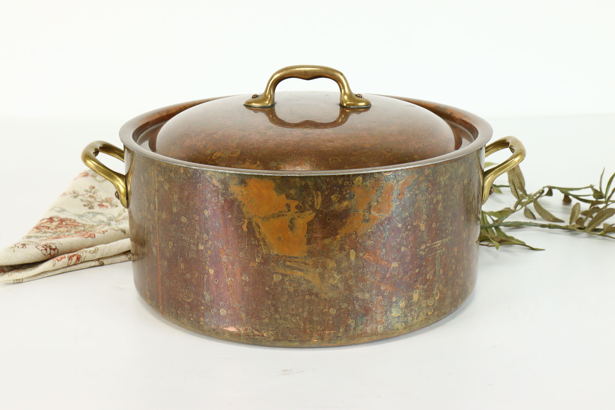 Farmhouse Vintage French Copper Dutch Oven with Lid & Brass Handles