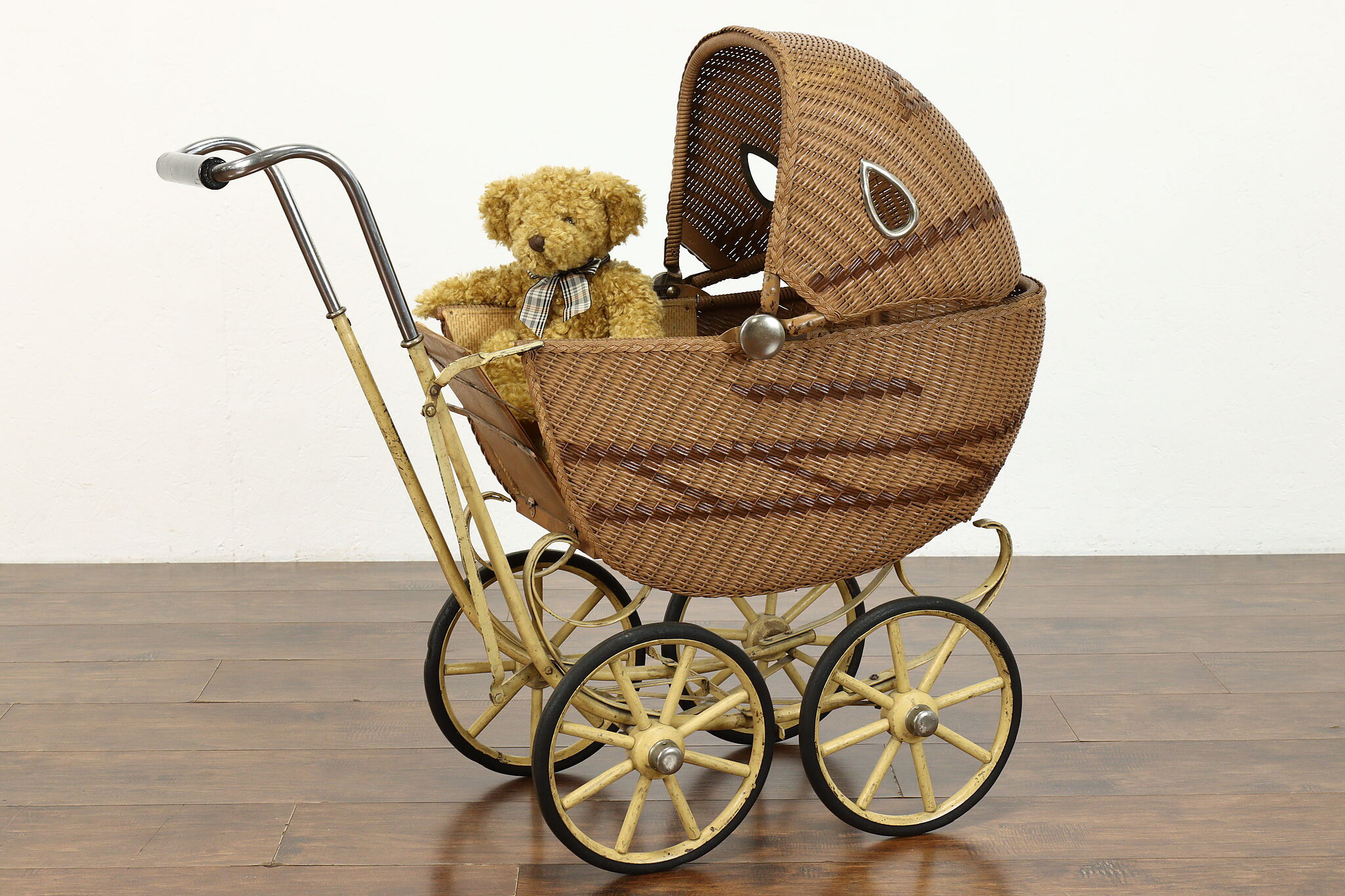 Antique stroller cheap