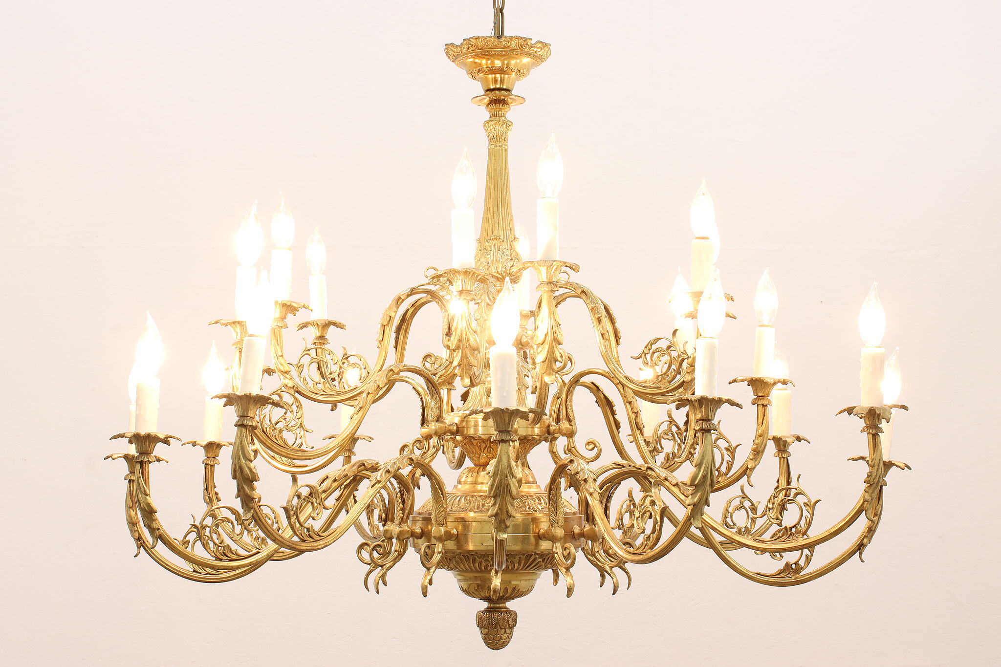 Traditional Antique 24 Candle Antique 45 Brass 3 Tier Chandelier #43835