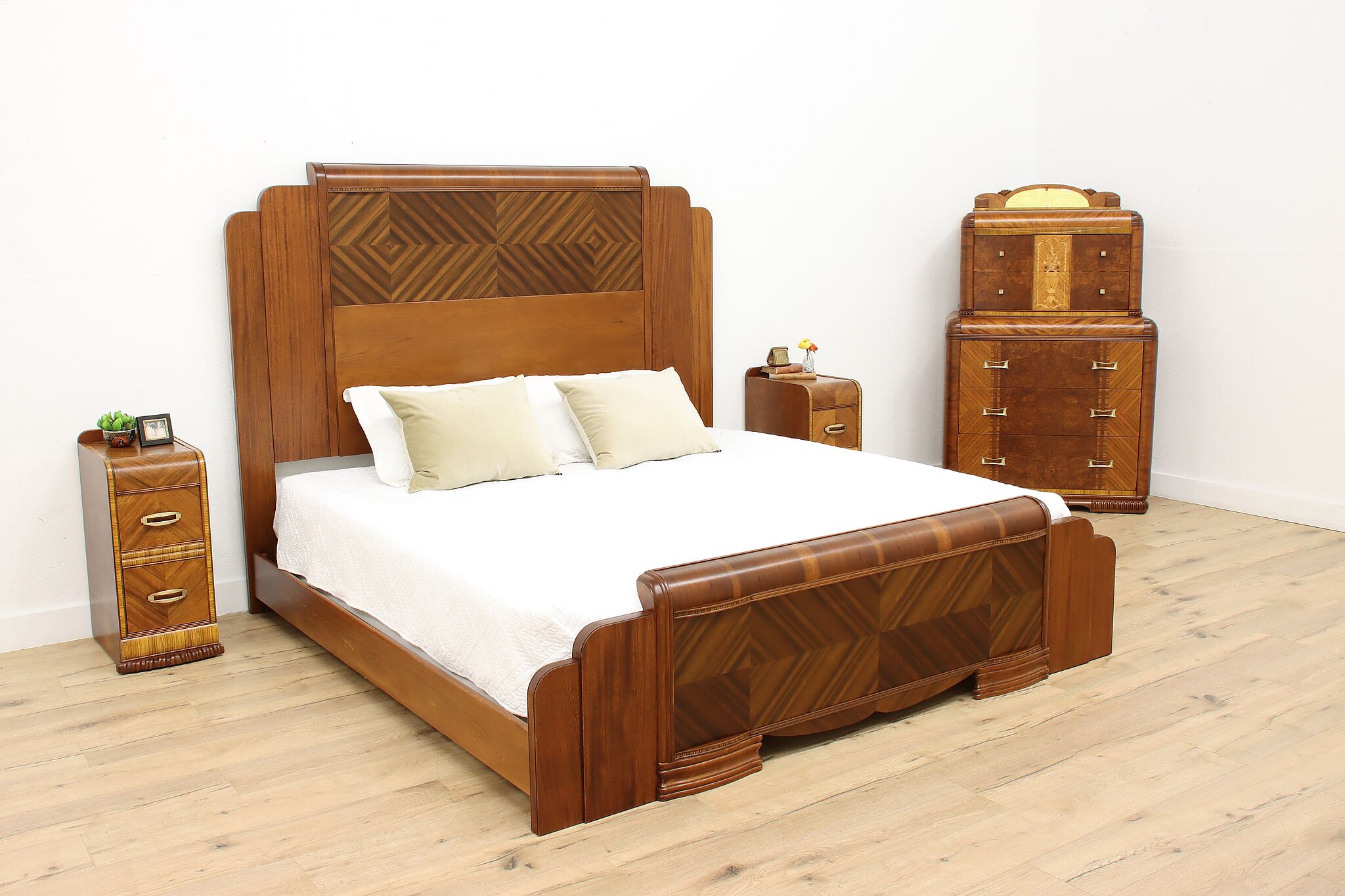 Satinwood Carved Vintage 4 Pc. Bedroom Set, Queen Size Bed