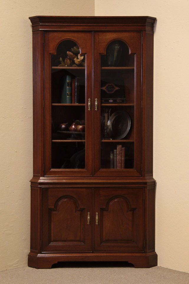 Traditional Mahogany Corner Glass Doors