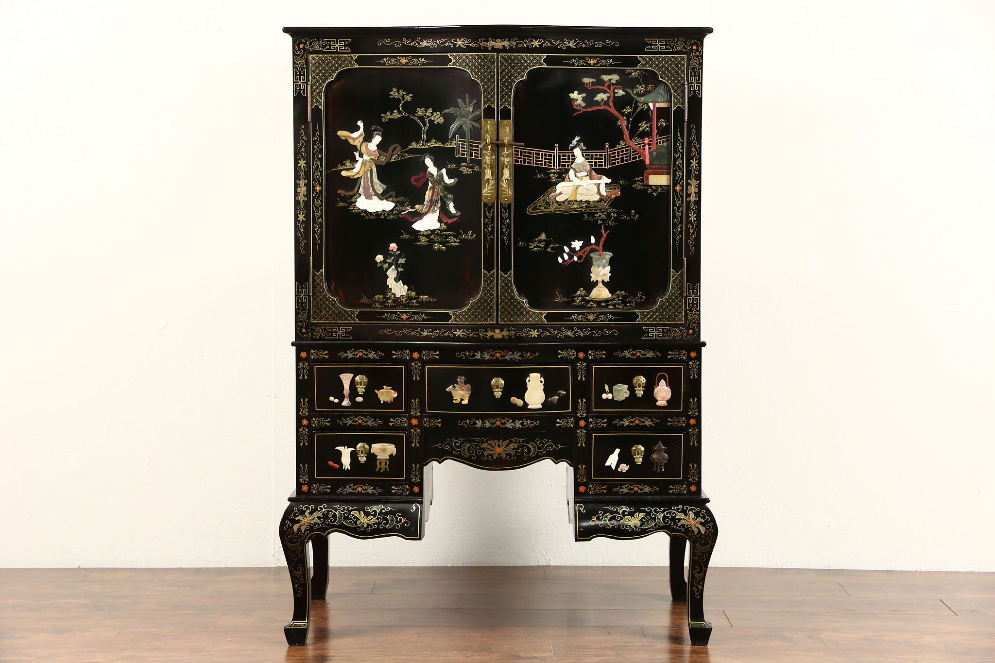 Oriental Asian black Lacquer cabinet Nightstand table
