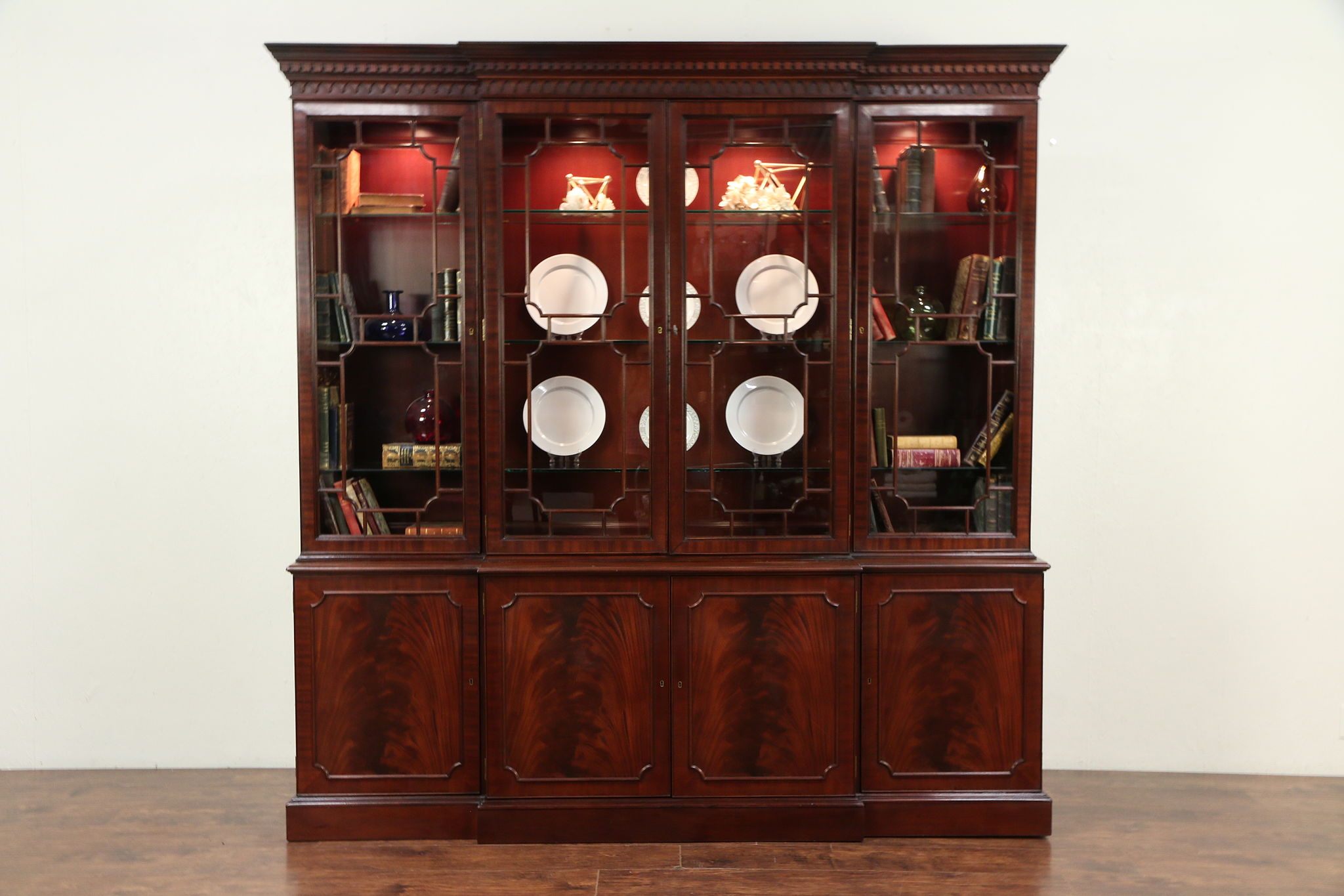 Sold Traditional Vintage Breakfront China Cabinet Or Bookcase