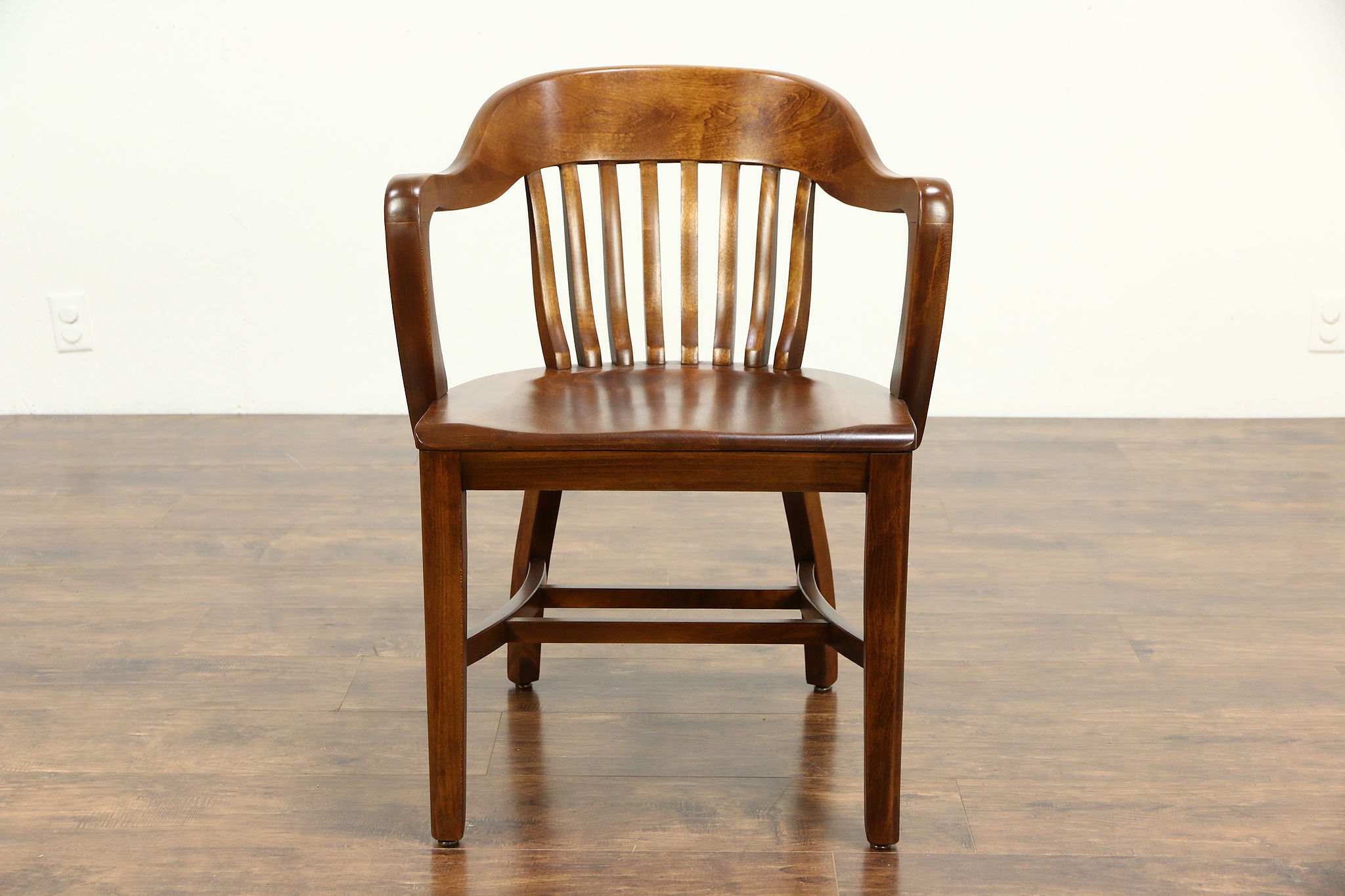Vintage online library chair