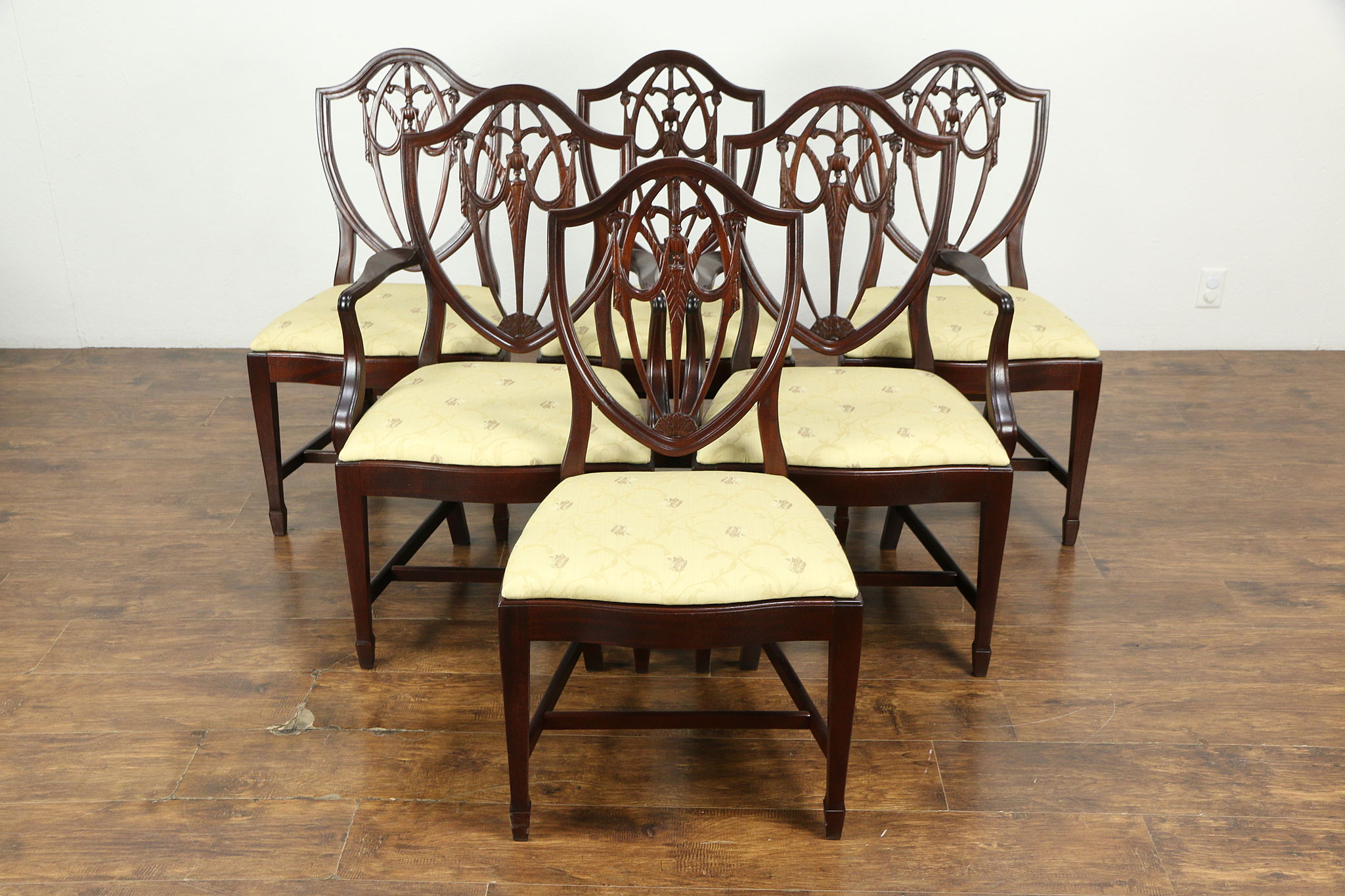 Sold Set Of 6 Traditional Mahogany Shield Back Dining Chairs New Upholstery 33001 Harp Gallery Antiques Furniture