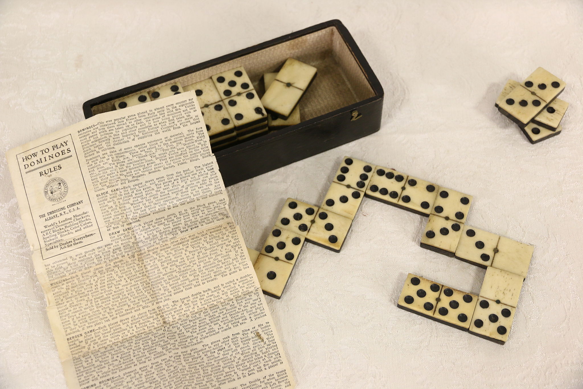 Set of 1890's 28 pc Antique Ebony & Bone Dominoes