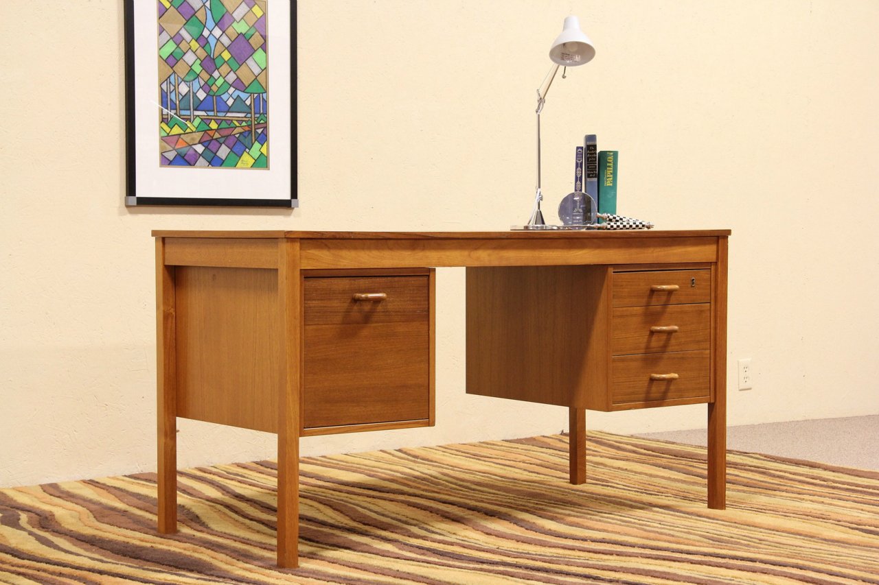 Midcentury Danish Modern Domino Mobler Teak Desk
