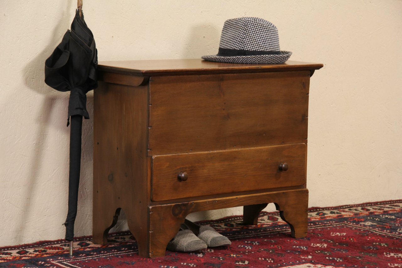 antique hat box