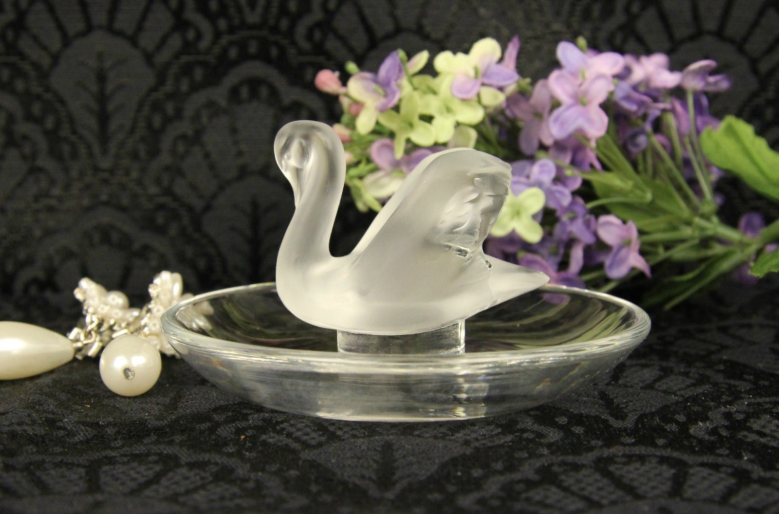 Lalique swan hotsell ring holder