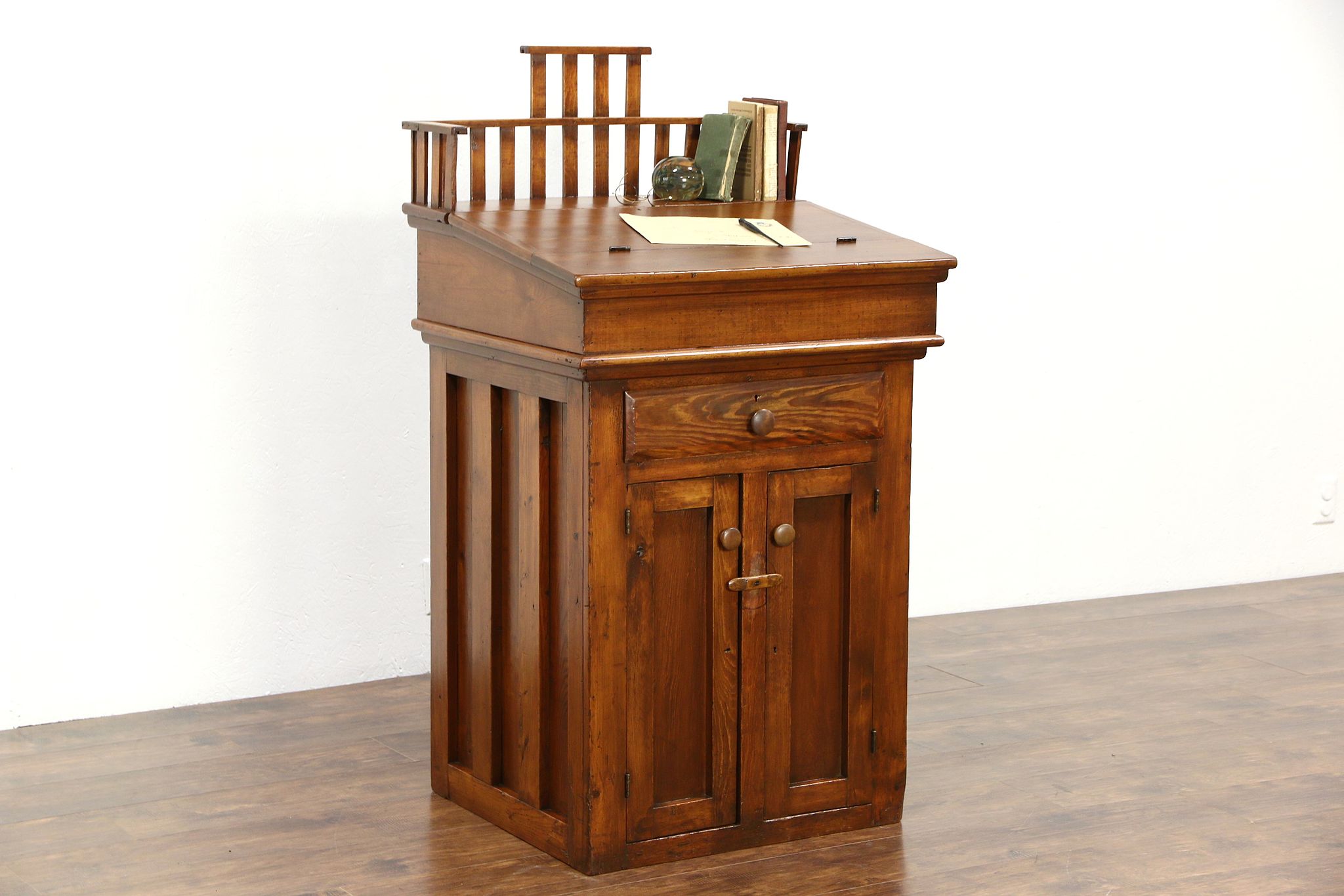 Sold Country Pine Antique 1900 Schoohouse Stand Up Or Stool