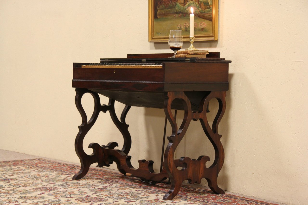 Portable sales reed organ