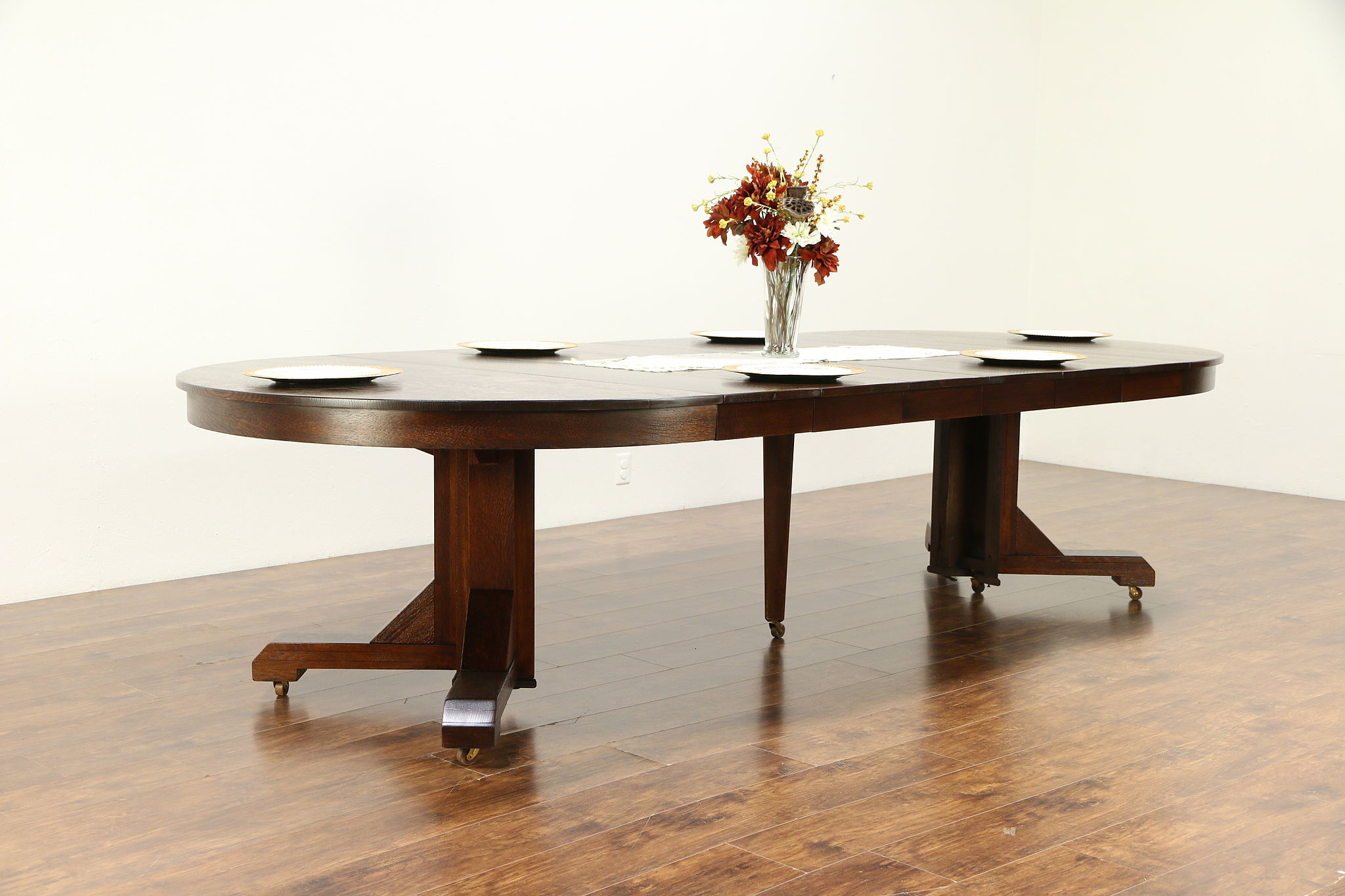 Sold Arts Crafts Mission Oak 56 Round Craftsman Antique Dining Table 10 7 30344 Harp Gallery Antiques Furniture