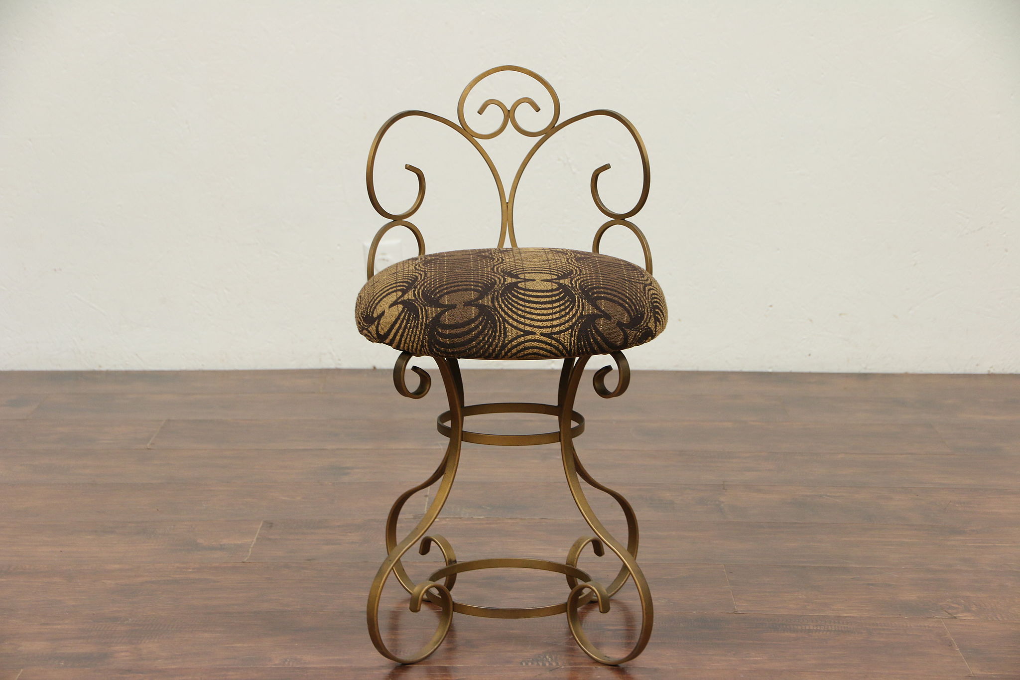 Retro cheap vanity stool