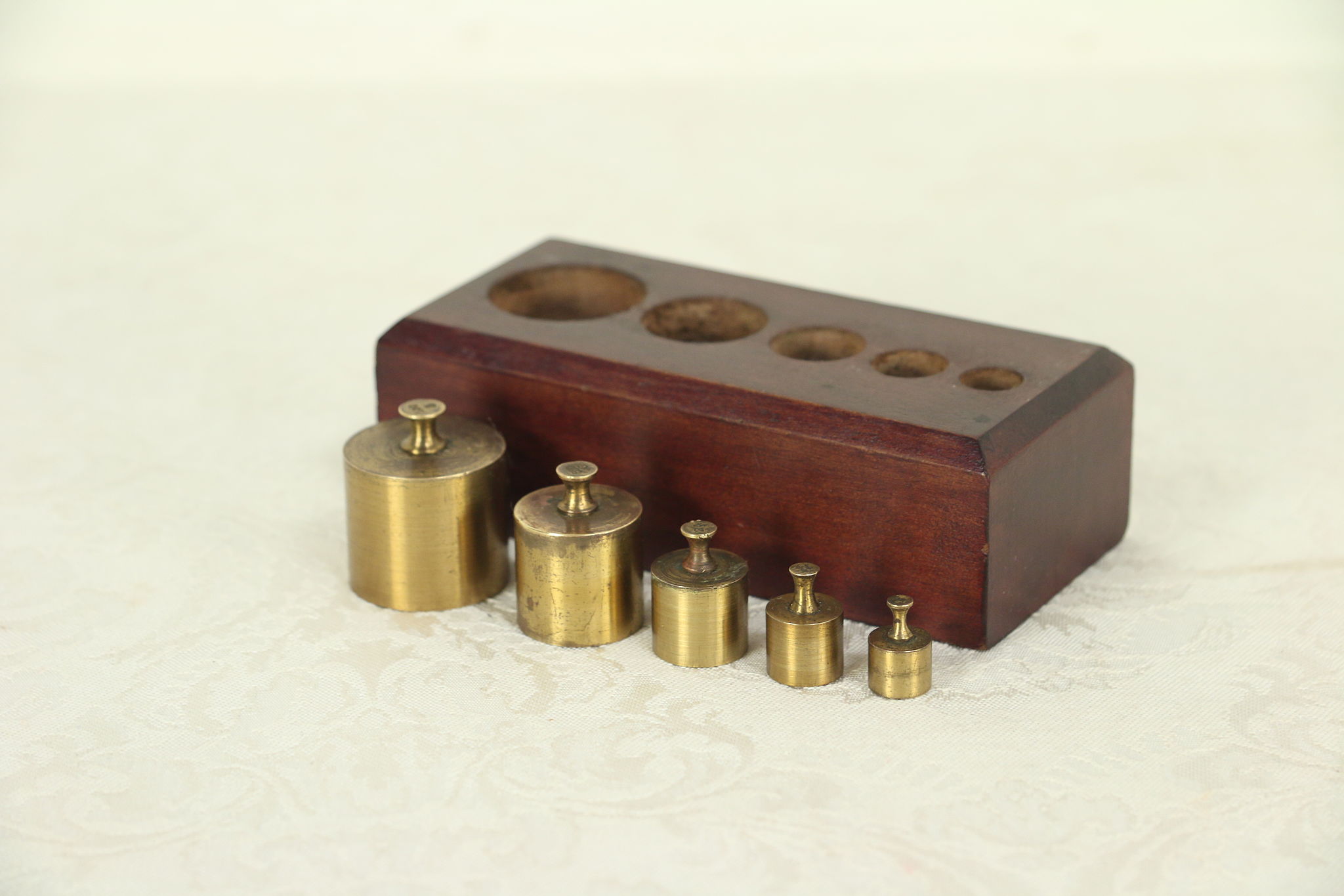 Set of 5 Antique Brass Scale Weight Set, 5-100 Grams, Case