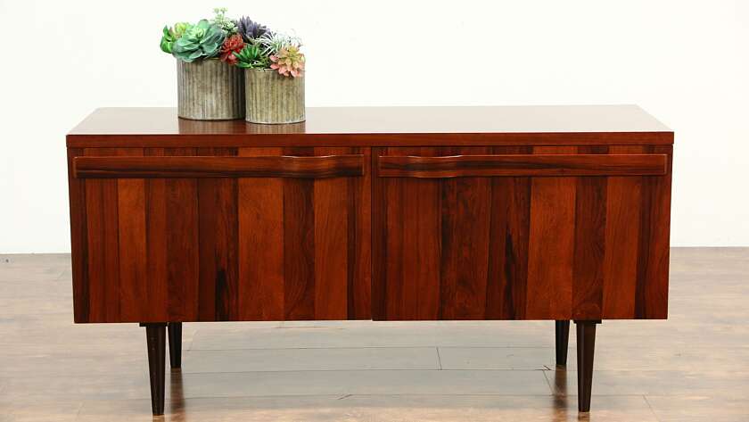 antique console wood finish