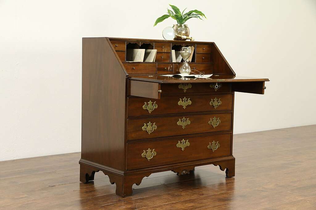 Georgian secretary desk