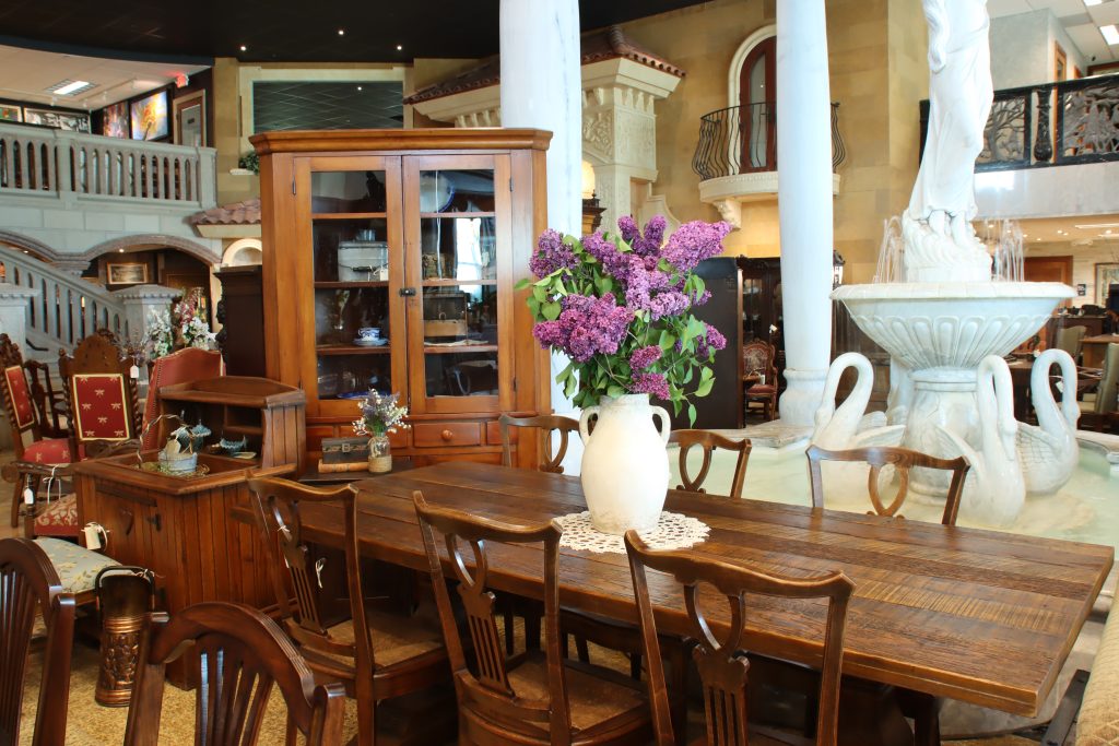harp gallery showroom