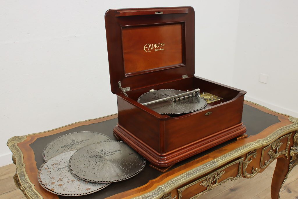Empress Mira Antique Music Box opened
