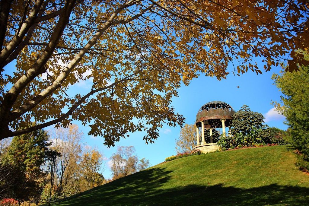 Green Bay Botanical Garden with fall foliage and Stumpf Belvedere