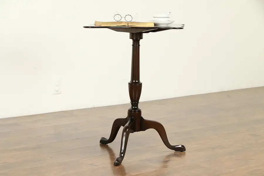 Main image of Mahogany Vintage Tilt Top Tea or Lamp Table, Williamsburg Restoration