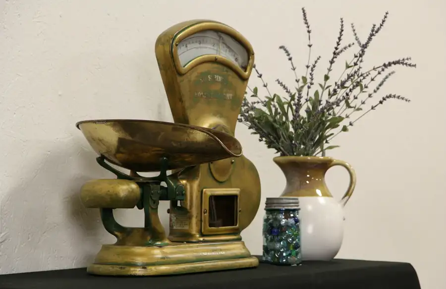 Main image of Toledo 5 Lb. Working Antique Candy Scale, Brass Pan, Pat. 1918