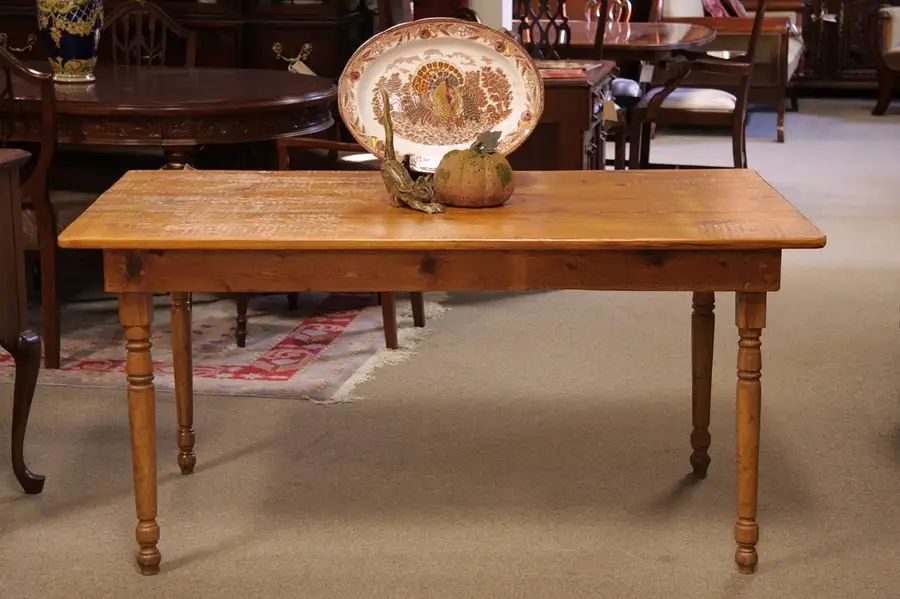 Main image of Antique Country Pine Farmhouse Table