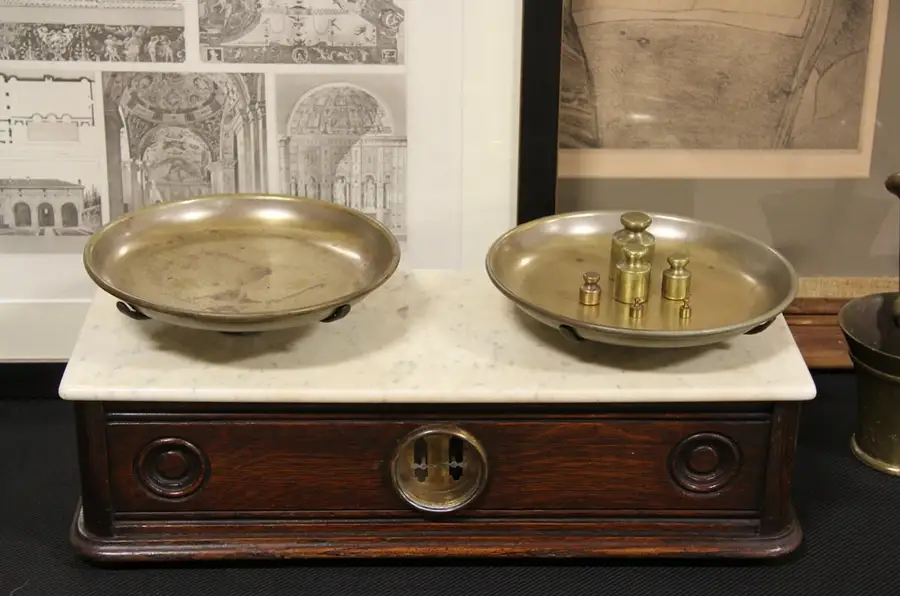 Main image of Troemner Victorian Oak & Marble Scale